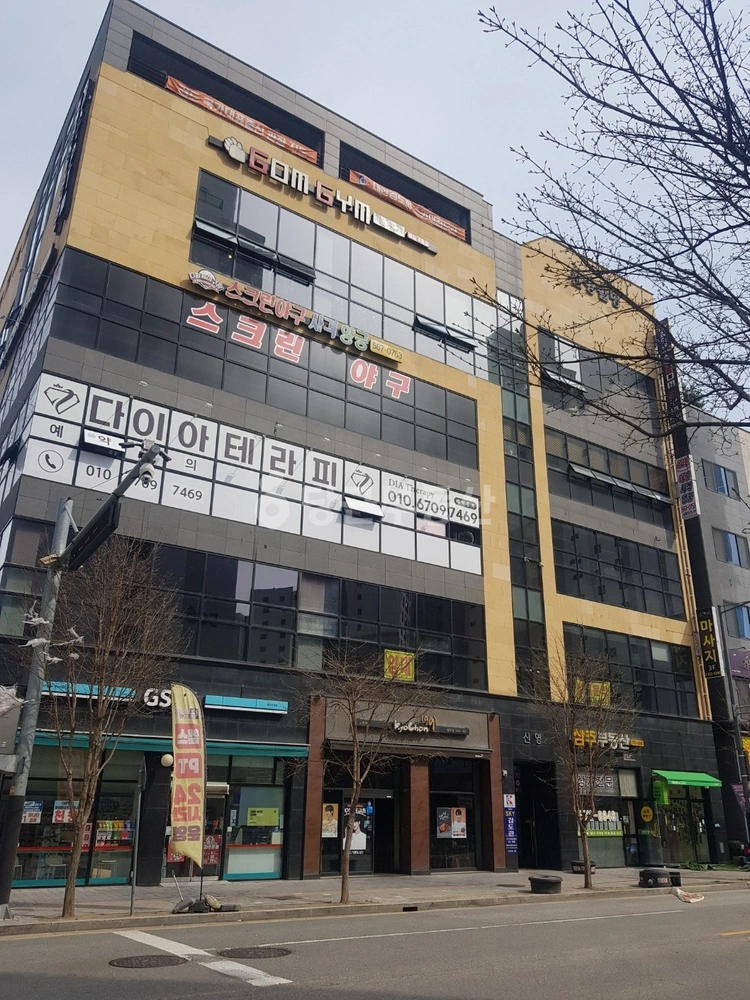 충청남도 천안시 서북구 불당동 건물 사진 1