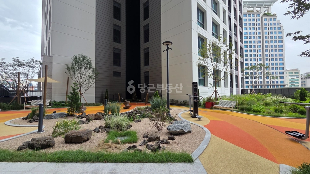 대전광역시 서구 탄방동 오피스텔 사진 1
