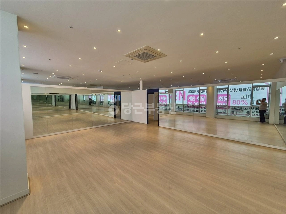 경기도 수원시 권선구 호매실동 상가 사진 1