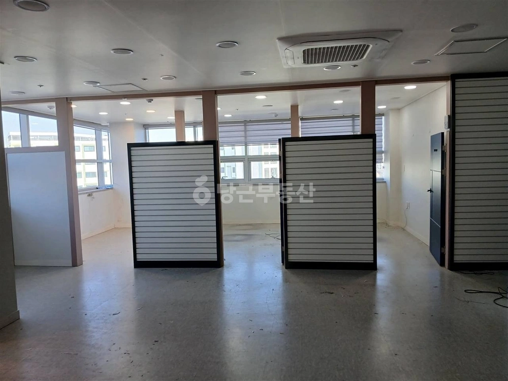 경기도 수원시 권선구 세류동 상가 사진 1