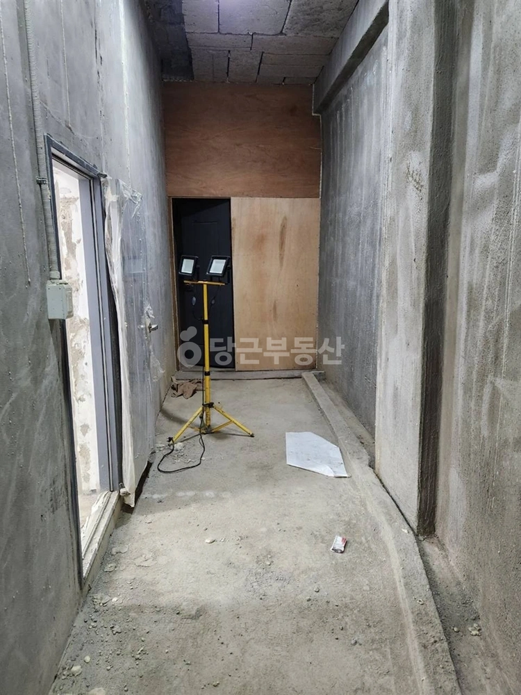 경기도 과천시 주암동 상가 사진 1