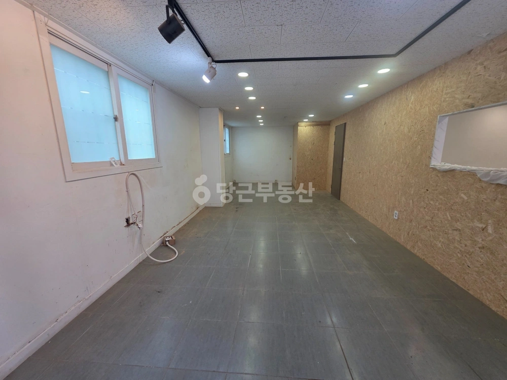 대구광역시 북구 대현동 상가 사진 1