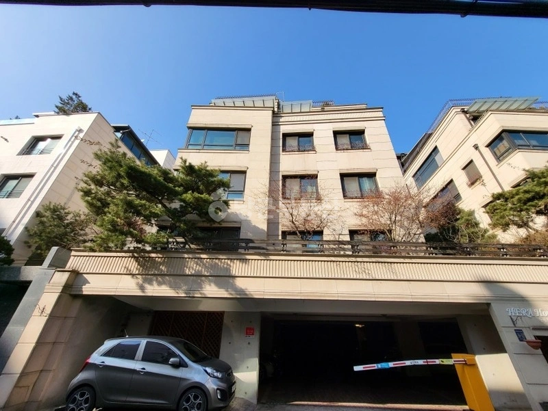서울특별시 강남구 논현동 원룸 사진 1