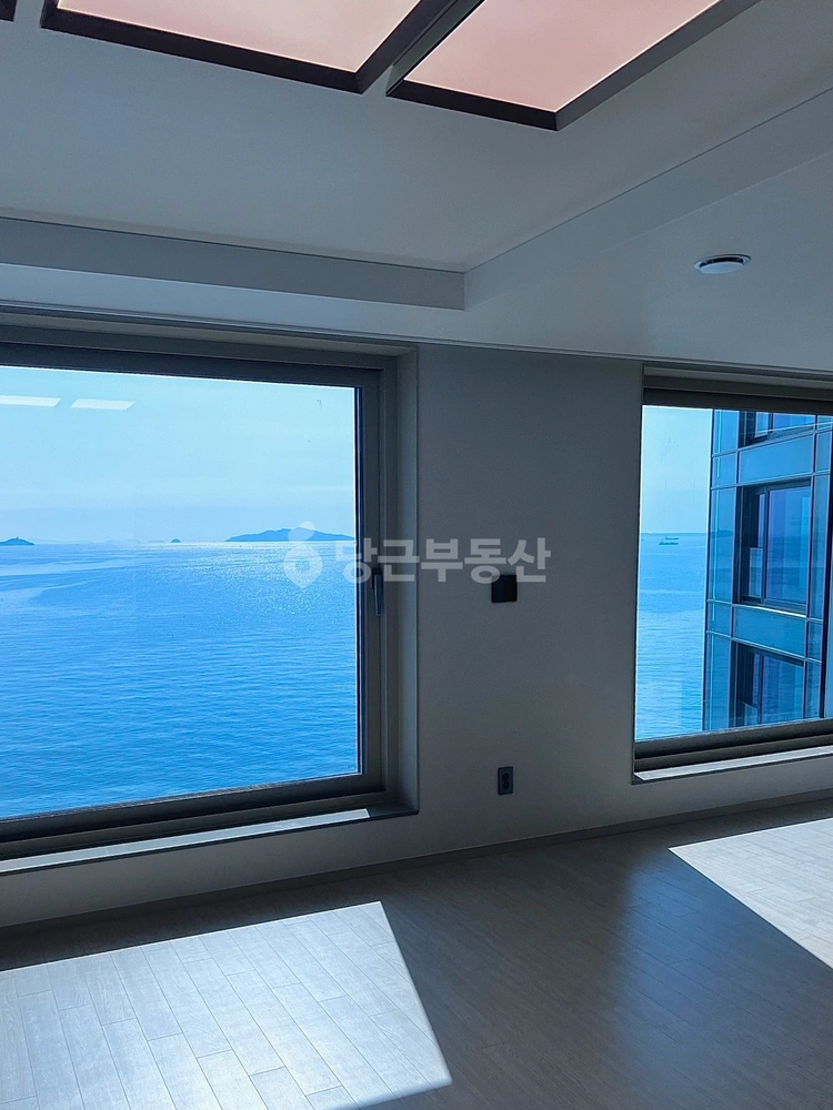 인천광역시 연수구 송도동 아파트 사진 1