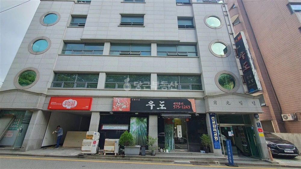 서울특별시 서초구 양재동 상가 사진 1