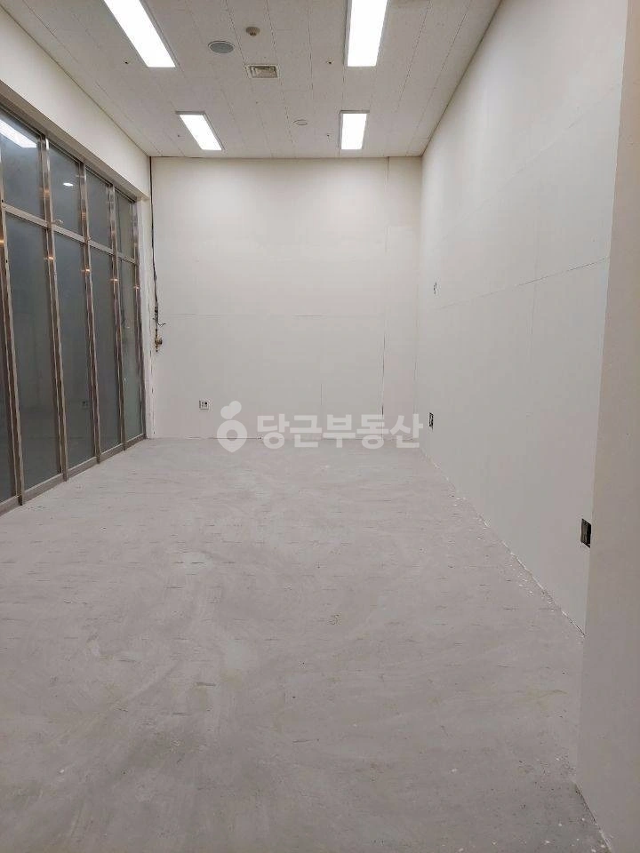 경기도 수원시 영통구 이의동 상가 사진 1
