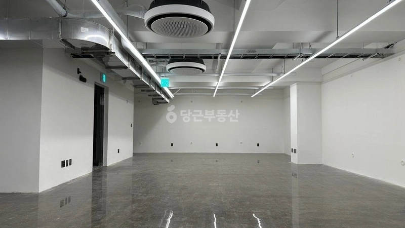 서울특별시 강남구 논현동 사무실 사진 1