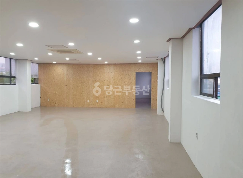 경기도 수원시 권선구 세류동 상가 사진 1