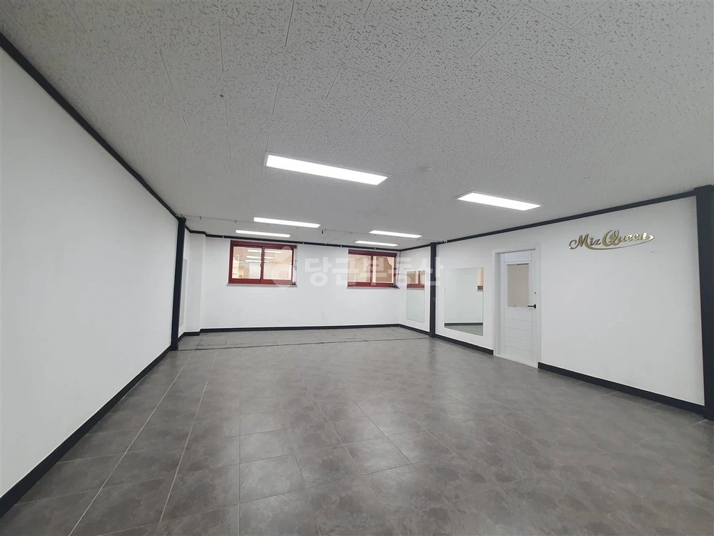 경기도 수원시 권선구 세류동 상가 사진 1