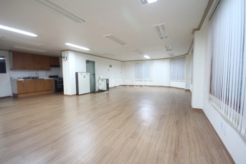 서울특별시 강남구 역삼동 사무실 사진 1