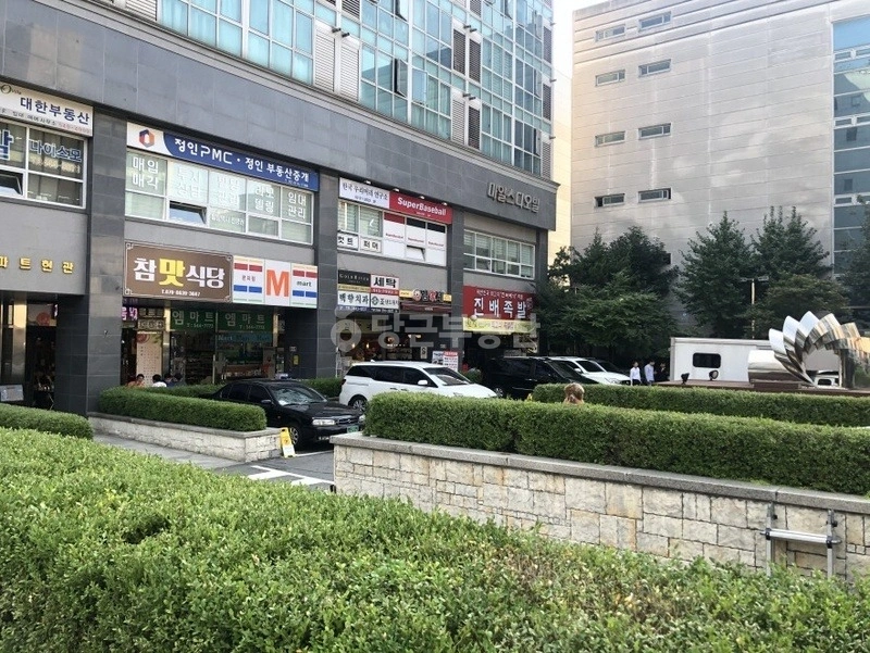 서울특별시 강남구 논현동 원룸 사진 1