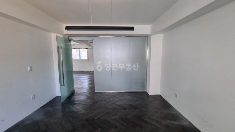서울특별시 강남구 논현동 사무실 사진 1