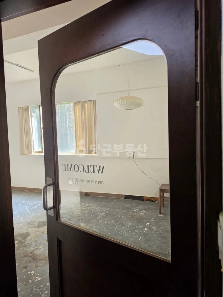 서울특별시 강남구 논현동 사무실 사진 1