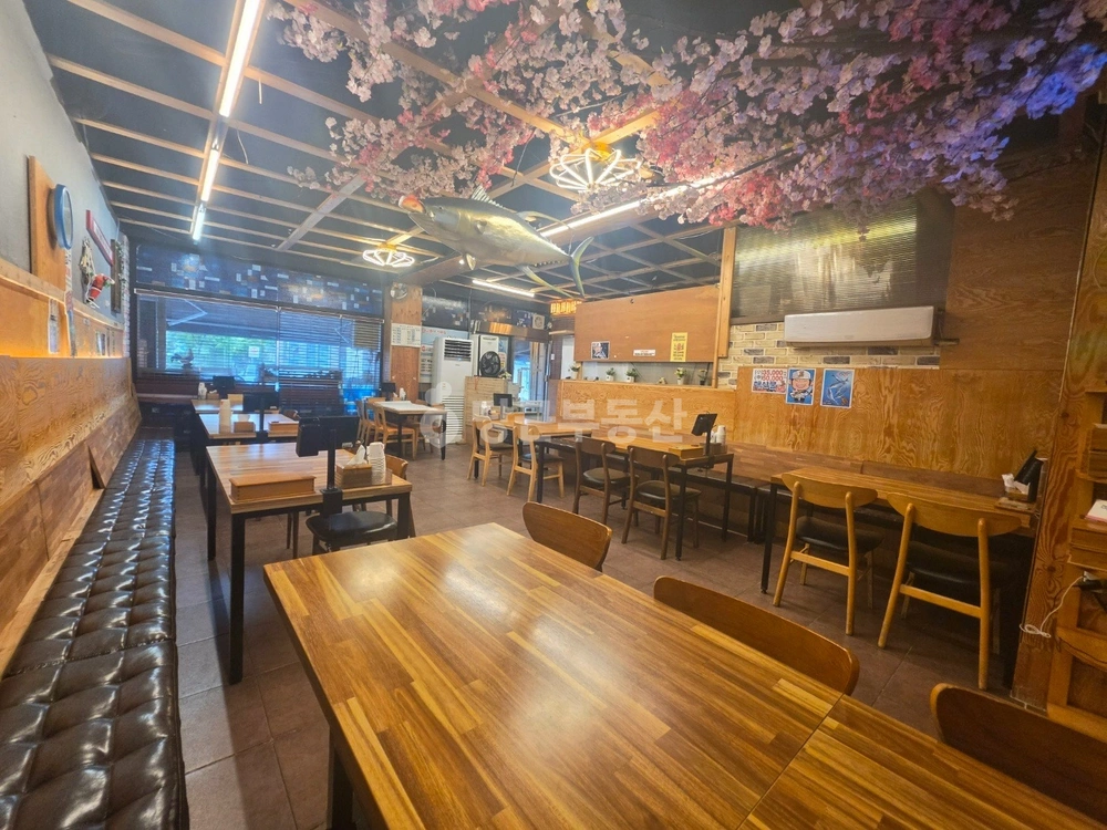 경기도 고양시 일산동구 정발산동 상가 사진 1