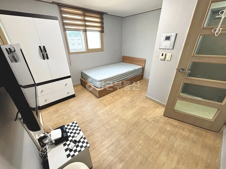 부산광역시 동래구 온천동 원룸 사진 1