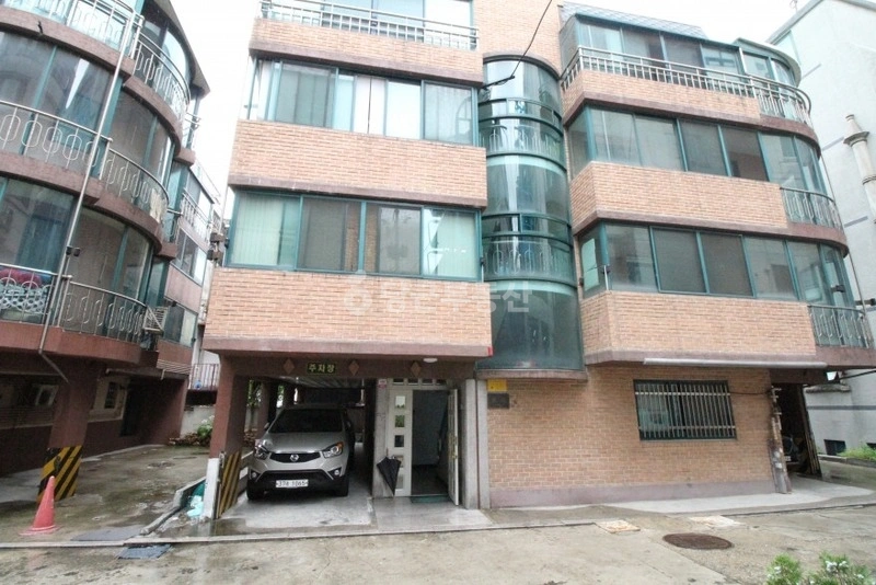 서울특별시 강남구 역삼동 원룸 사진 1
