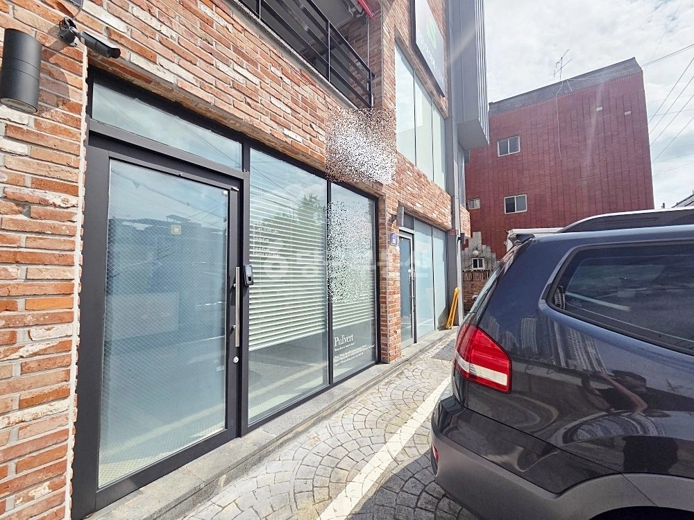 대구광역시 수성구 두산동 상가 사진 1
