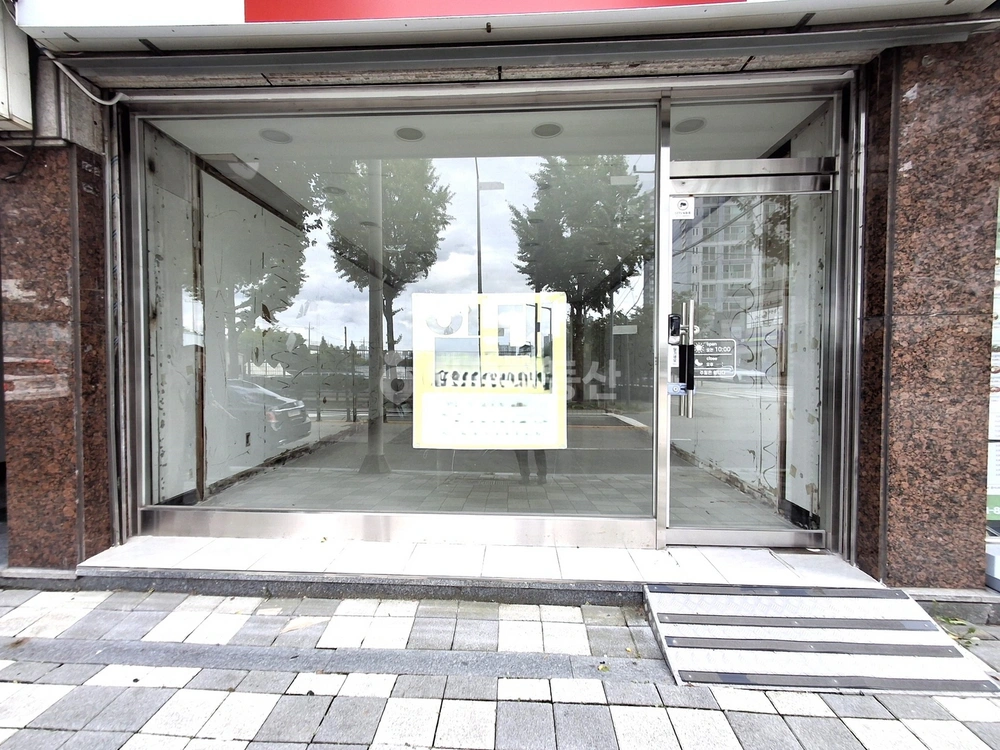 전남광주통합특별시 서구 쌍촌동 상가 사진 1