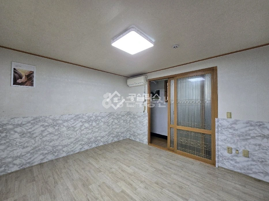 대전광역시 서구 만년동 원룸 사진 1