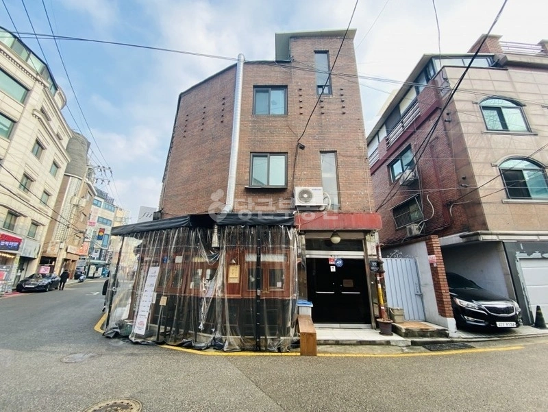 서울특별시 서초구 반포동 상가 사진 1