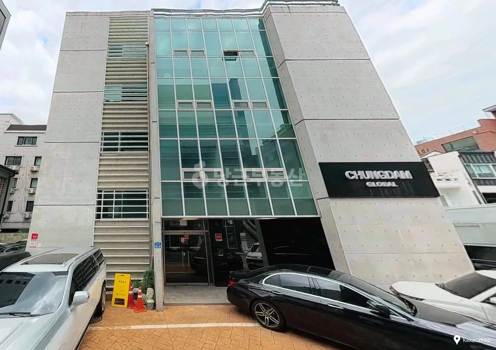 서울특별시 마포구 동교동 건물 사진 1