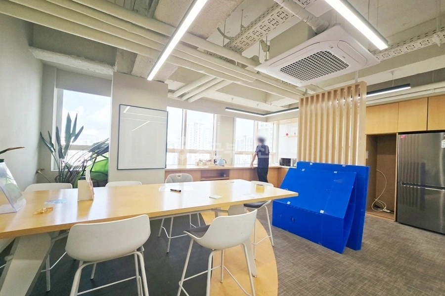 서울특별시 강남구 논현동 사무실 사진 1
