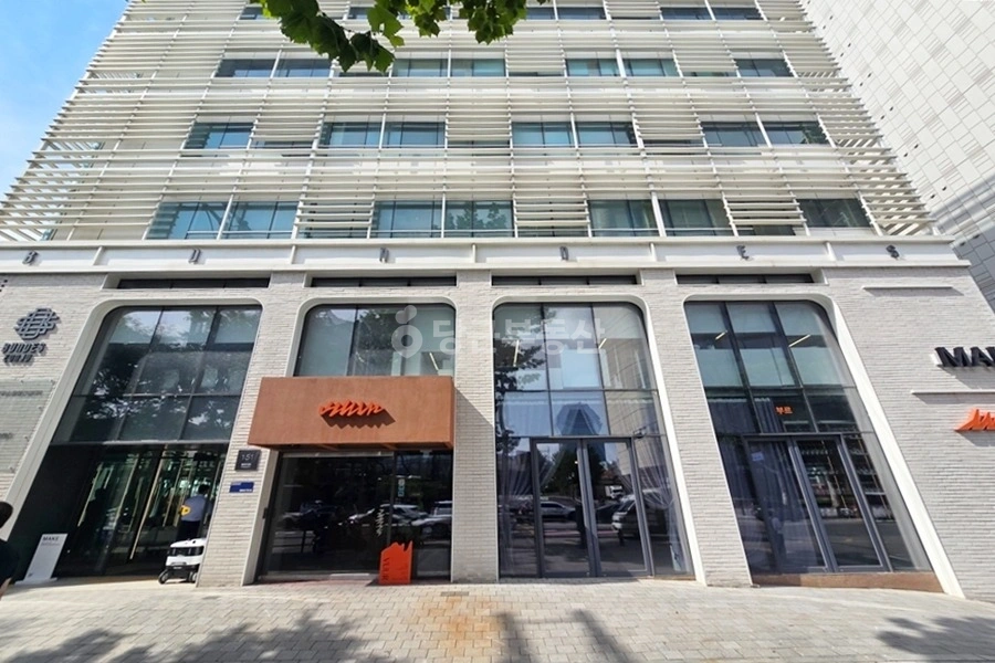 서울특별시 강남구 논현동 상가 사진 1