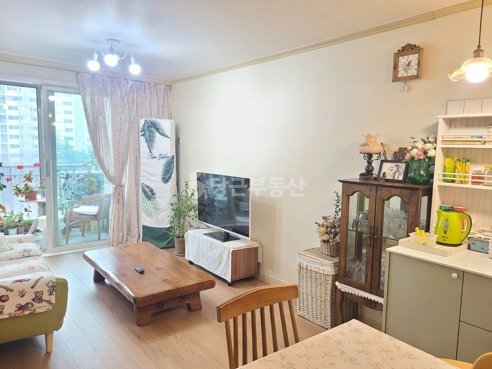 대전광역시 서구 관저동 아파트 사진 1