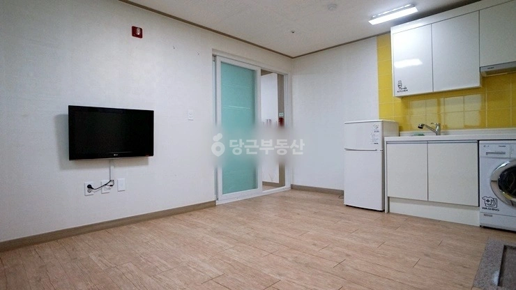 대전광역시 유성구 봉명동 원룸 사진 1