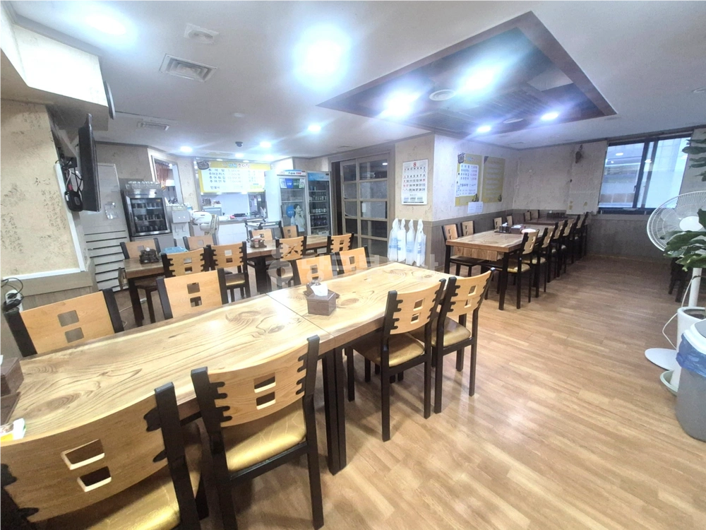 충청남도 천안시 동남구 신부동 상가 사진 1