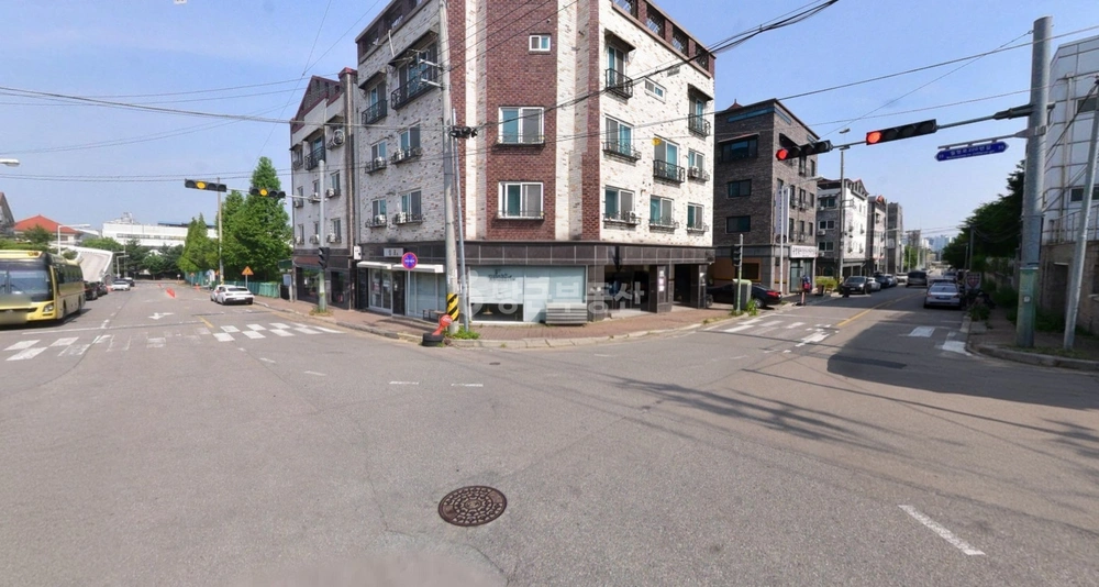 충청북도 청주시 흥덕구 봉명동 상가 사진 1
