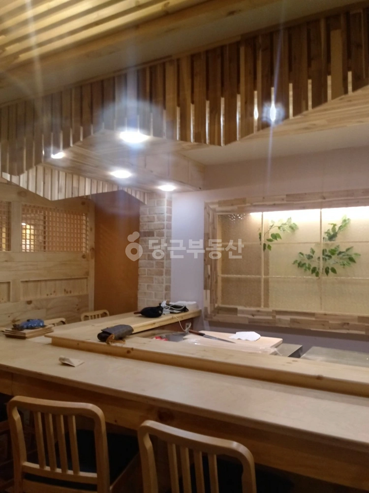 대전광역시 유성구 신성동 상가 사진 1