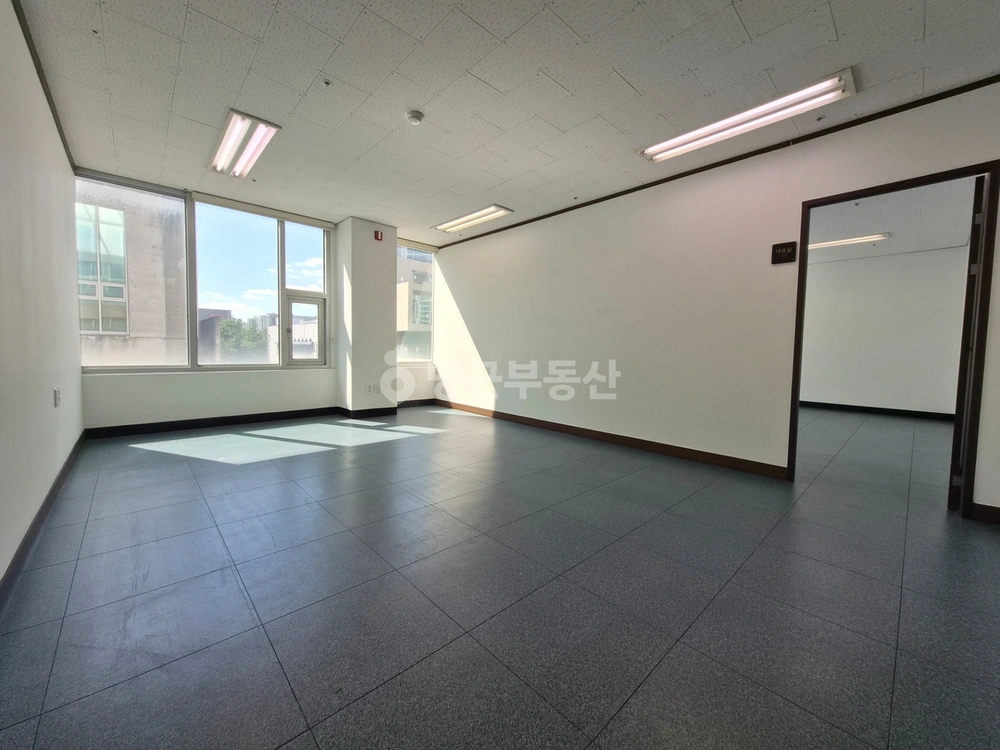 충청북도 청주시 서원구 성화동 상가 사진 1