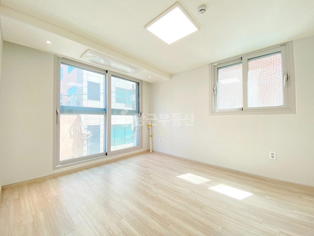 서울특별시 서초구 양재동 원룸 사진 1