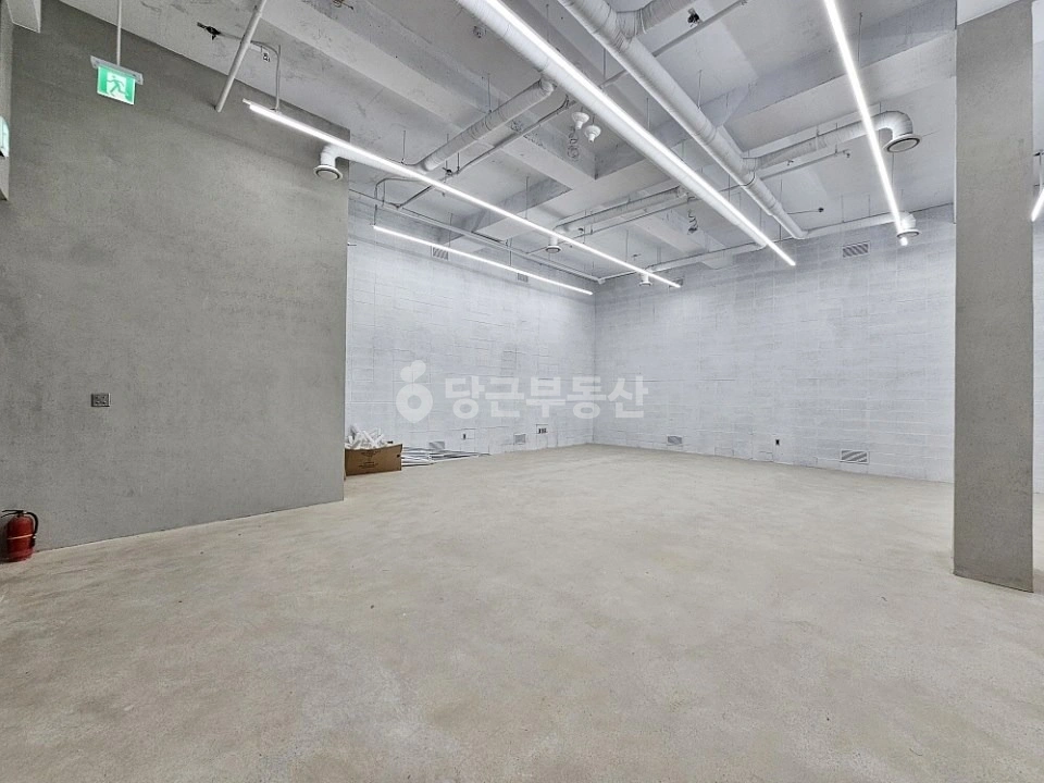 서울특별시 강남구 논현동 사무실 사진 1