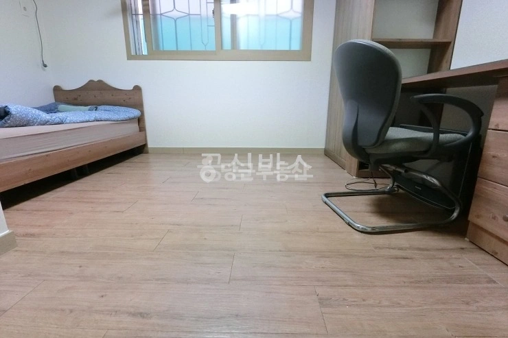대전광역시 유성구 봉명동 원룸 사진 1