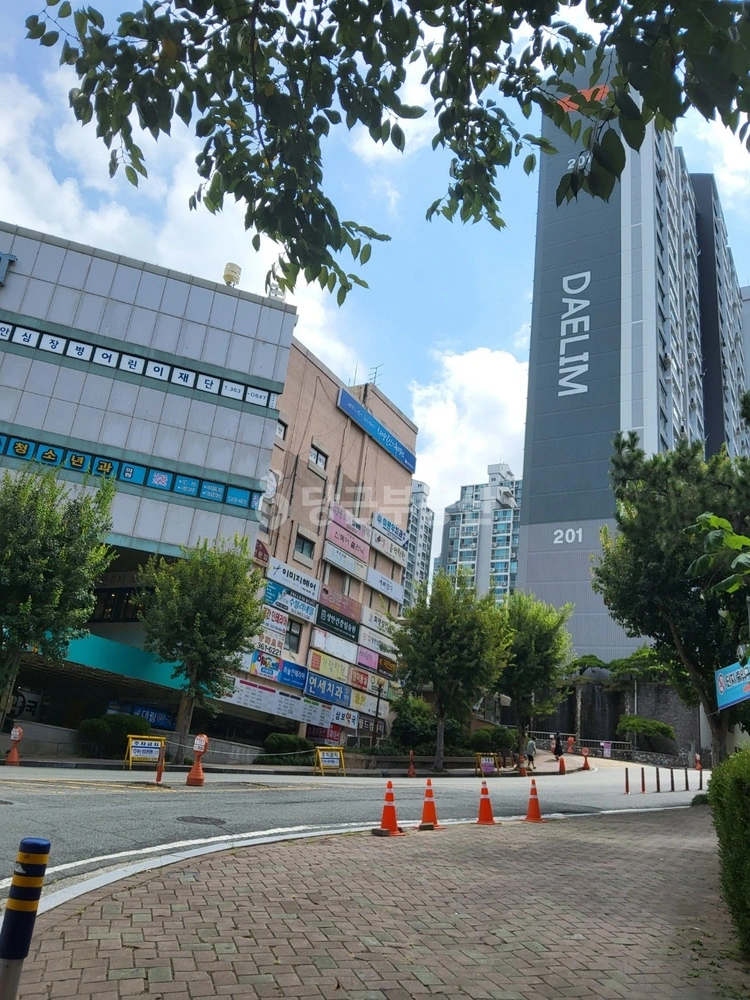 부산광역시 북구 화명동 상가 사진 1