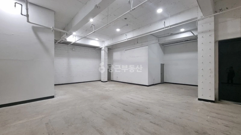 서울특별시 강남구 역삼동 사무실 사진 1