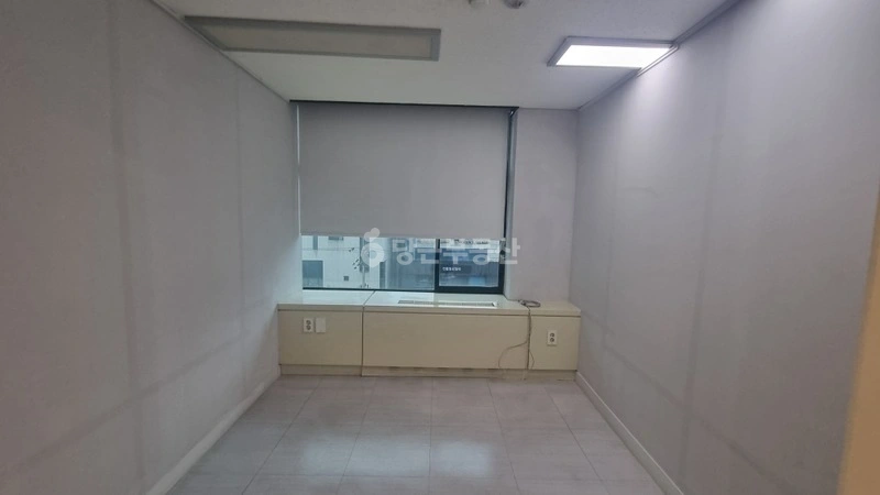 서울특별시 강남구 논현동 사무실 사진 1