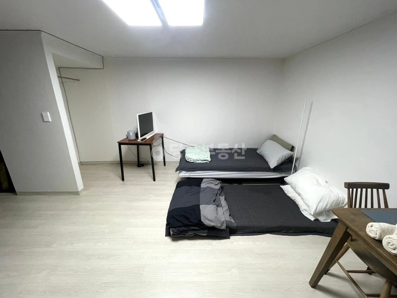 서울특별시 강남구 논현동 원룸 사진 1