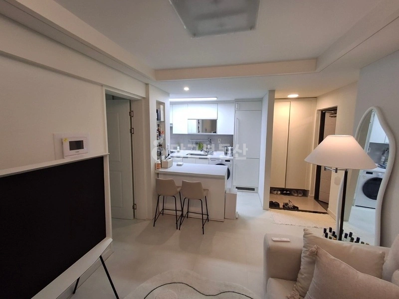 서울특별시 강남구 역삼동 원룸 사진 1