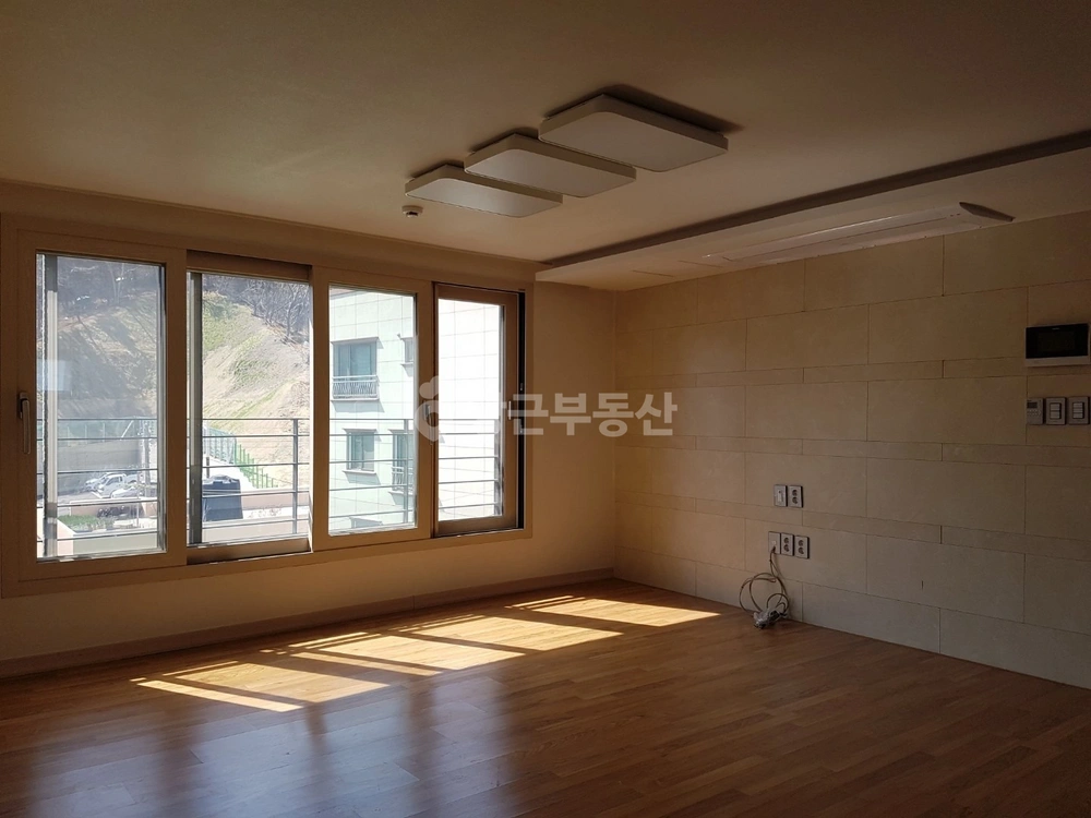 울산광역시 동구 전하동 원룸 사진 1