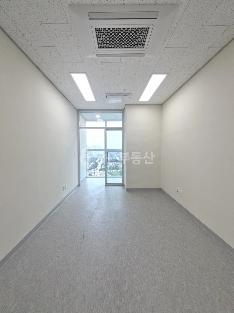 인천광역시 연수구 송도동 사무실 사진 1