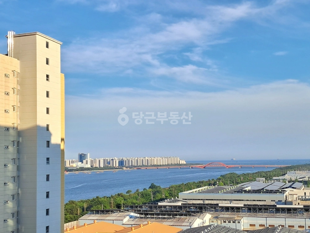 부산광역시 강서구 화전동 아파트 사진 1