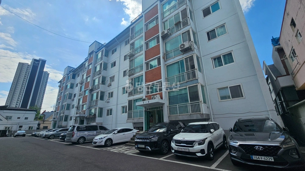 경상남도 창원시 마산회원구 구암동 아파트 사진 1