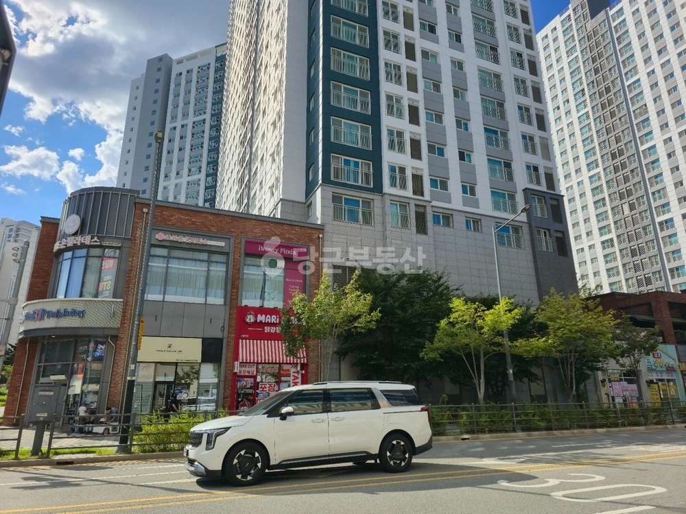 충청남도 천안시 서북구 불당동 상가 사진 1