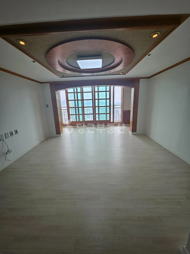 경상남도 창원시 마산합포구 월영동 아파트 사진 1