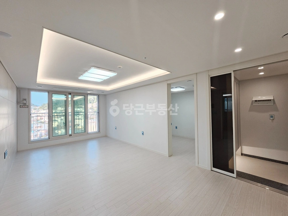 부산광역시 동래구 수안동 아파트 사진 1