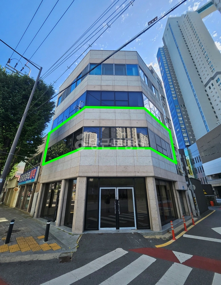 전남광주통합특별시 남구 백운동 상가 사진 1