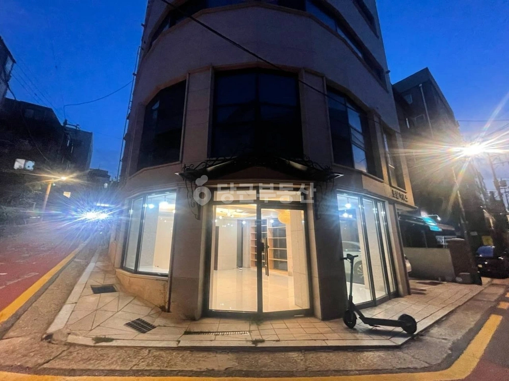 서울특별시 서초구 방배동 상가 사진 1